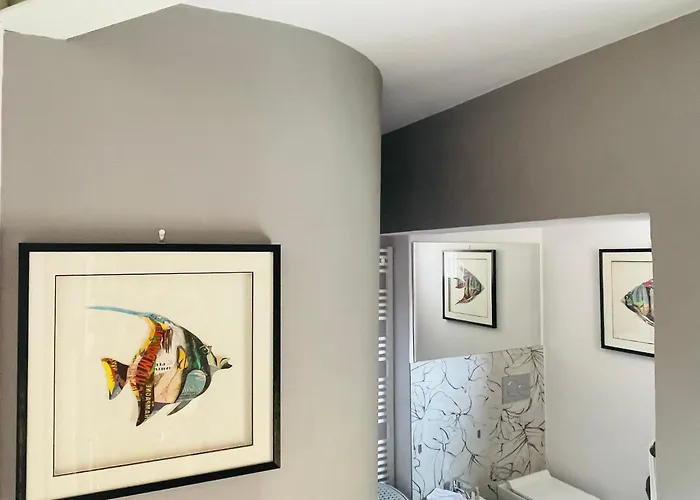 Picasso's House Modern Art Apartamento