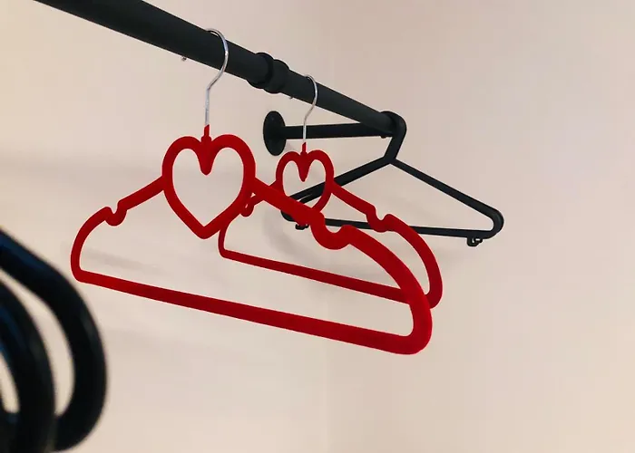 Picasso's House Modern Art Apartamento